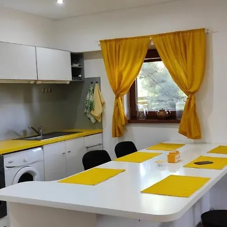 Διαμέρισμα Ag Studio In *